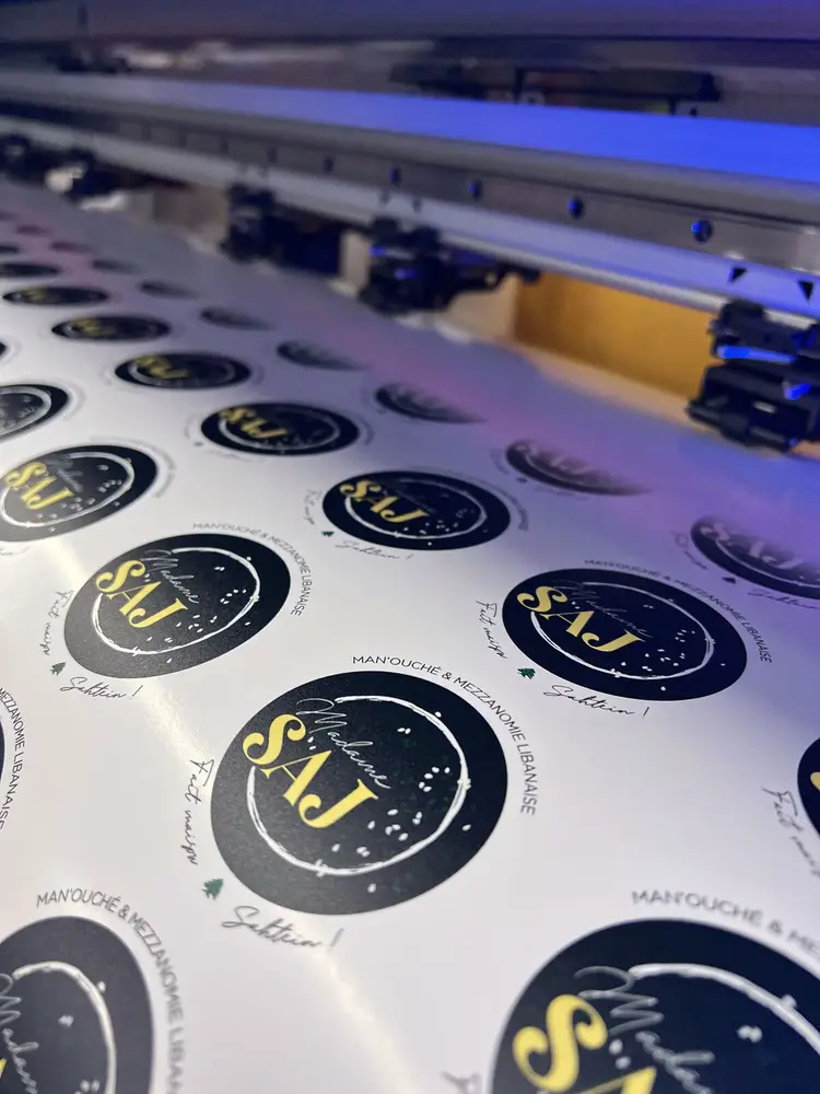 Planche de stickers, Impression et découpe